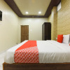 Отель New Delhi by OYO Rooms, фото 6