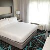 Отель Holiday Inn Express & Suites Charlotte Airport, an IHG Hotel, фото 5
