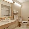 Отель Holiday Inn Express and Suites Guelph, фото 8