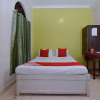 Отель Angelina Guesthouse by OYO Rooms, фото 1