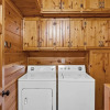 Отель Paradise Point 4 Bedroom Cabin by Redawning, фото 8