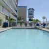 Отель Coastal Palms Inn & Suites, фото 14