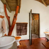 Отель Warthogs Bush Lodge, фото 3