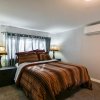 Отель Downtown House- IN Historic Branson - Awesome Location!! Discounted Rates!!, фото 4