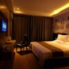 Отель GreenTree Inn Huzhou Wuxing District South Street Chaoyin Bridge Business Hotel, фото 3
