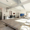 Отель Spacious House on Melrose w Private Backyard Gym, фото 17