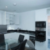 Отель High view 2 Bedroom apt - Woolwich, фото 13
