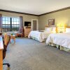 Отель Hampton Inn & Suites Petoskey, фото 24