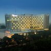 Отель Santika Premiere Dyandra Hotel & Convention - Medan в Медане