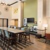 Отель Hampton Inn & Suites Corpus Christi, фото 12