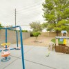 Отель Family Home W/pool + Patio: 18 Mi to Dwtn Phoenix, фото 15