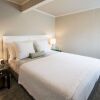 Отель Beach Drive Suites, фото 12
