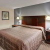 Отель Rodeway Inn, фото 4