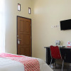 Отель OYO 1126 Trio R Kost Syariah, фото 5