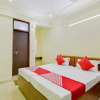Отель OYO Flagship 80569 Hotel Rishabh Inn, фото 5