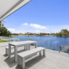 Отель Havana Blue - Large 4 Bedroom Home, фото 8