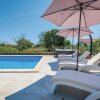 Отель Nice Home in Vabriga with Outdoor Swimming Pool, Hot Tub & Outdoor Swimming Pool, фото 14
