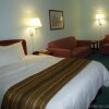 Отель Quality Suites Fort Myers - I-75, фото 3