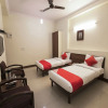Отель OYO 13643 Hotel Maharaja Palace, фото 7