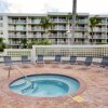 Отель Bahia Vista 11-337, 2 Bedrooms, Views, Heated Pool, Sleeps 6, фото 16