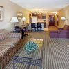 Отель Holiday Inn Express Hotel & Suites Marina - State Beach Area, an IHG Hotel, фото 5