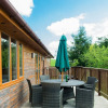 Отель Kingfisher Lodge With Hot Tub Near Cupar, Fife, фото 11