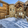 Отель Mountain Oasis Dreams, 7 bedroom home with Hot tub, New listing! 8 Home by RedAwning, фото 1