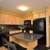 Отель NAPA Furnished Suites - Square One, фото 18