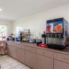 Отель Days Inn by Wyndham San Marcos, фото 9