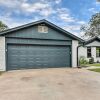 Отель Pet-friendly Lockhart Home w/ Private Yard!, фото 19