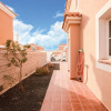 Отель Majestic Holiday Home in Caleta de Fuste with Swimming Pool, фото 17