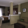 Отель Comfort Suites University, фото 39