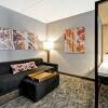 Отель SpringHill Suites Cincinnati Blue Ash, фото 5