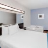 Отель Microtel Inn & Suites by Wyndham Elkhart, фото 16