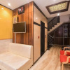 Отель Anroute Stays 111 - Opp. Mahakal Temple, фото 7
