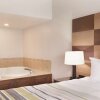Отель Country Inn & Suites by Radisson, Boone, NC, фото 2