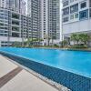 Отель OYO Home 1143 Elegant 2br I-soho I-city, фото 16