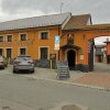 Отель Penzion a Restaurace Na Jízdárně в Кромерице