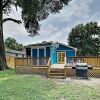 Отель Lovely Old Seminole Heights With Grill & Deck 3 Bedroom Home, фото 14