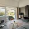 Отель Restyled Single Storey Bungalow, Near the Sea on Texel, фото 3