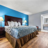 Отель Econo Lodge Inn & Suites, фото 3