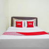 Отель OYO 91766 Fortuna Hotel Syariah, фото 11