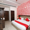 Отель Omang Hotel by OYO Rooms, фото 4
