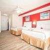 Отель Island Sun Inn & Suites - Venice, Florida Historic Downtown & Beach Getaway, фото 35