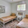 Отель Pet-friendly Norfolk Retreat ~ 7 Mi to Beach!, фото 2