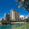 Отель Hilton Grand Vacations Suites at Hilton Hawaiian Village, фото 1