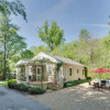 Отель 'Le Canard' Cottage w/ Porch: 10 Mi to Asheville!, фото 17