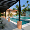 Отель Cocomar Beachfront Hotel and Island Resort, фото 13