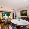 Отель JASMINE, 2BDR Port Melbourne House, фото 8