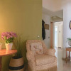Отель Comfy Sunny Flat w h Balcony Center up to 8ppl, фото 2